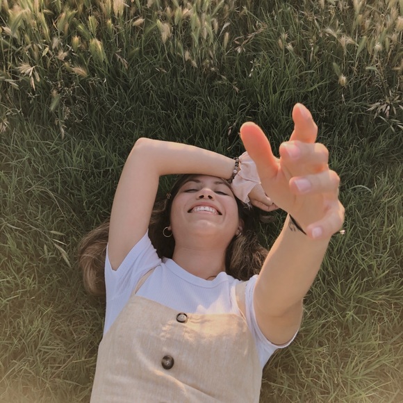 🌜Meet Your Posher 🌛 - Picture 1 of 1